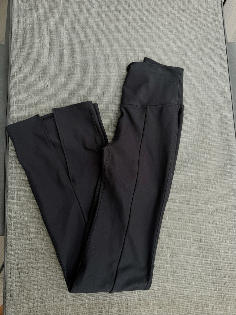 Women's YPB Abercrombie Active High-Waist Straight Leg Pant split cuff